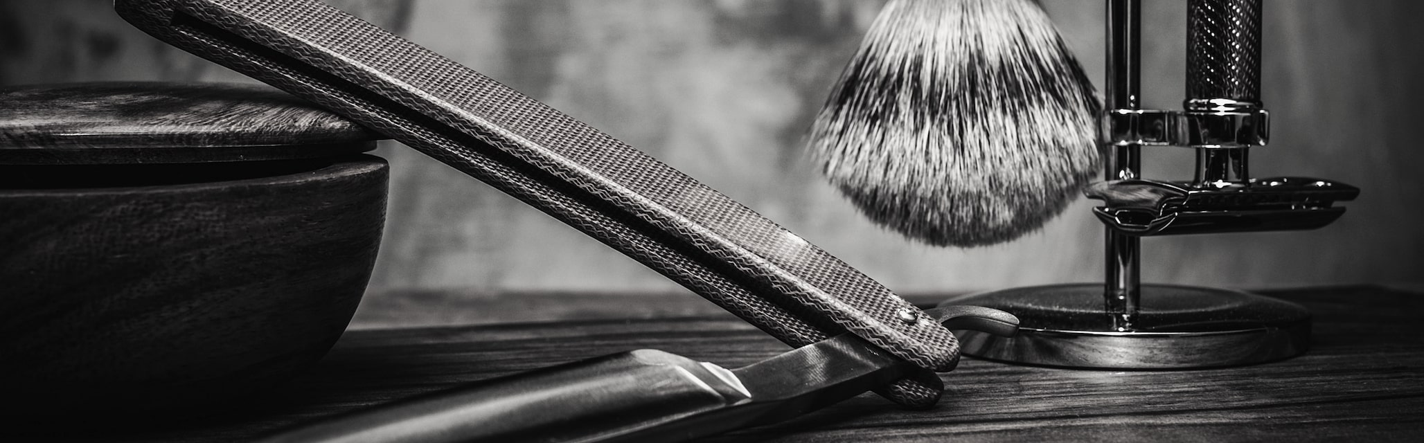 Alles rund um die Nassrasur: Rasiermesser, Rasierhobel, Rasierpinsel, Pre-Shave, Rasieröl, Rasierschaum, Rasiercreme, After-Shave, After-Shave-Balsam
