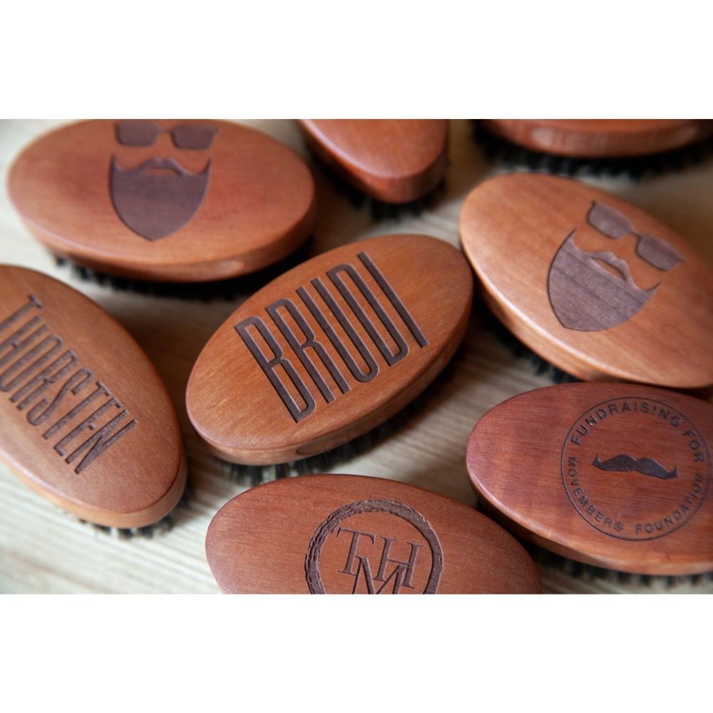 Bartbürste oval - personalisierbar